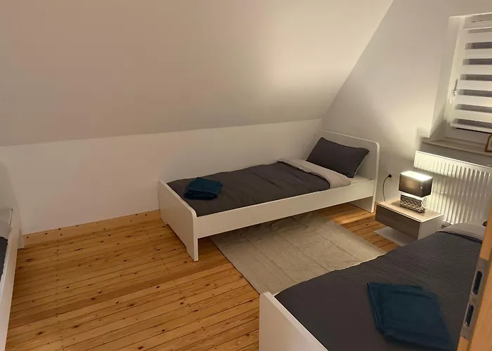 Deluxe Haus *