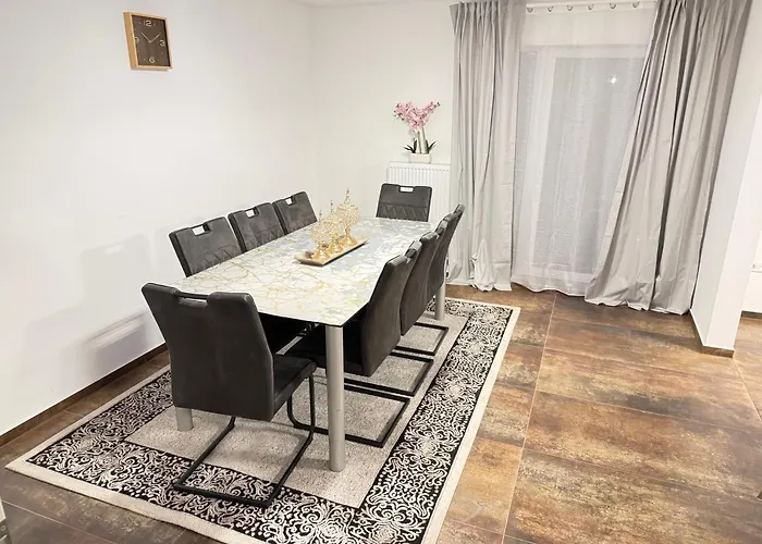 Deluxe Haus